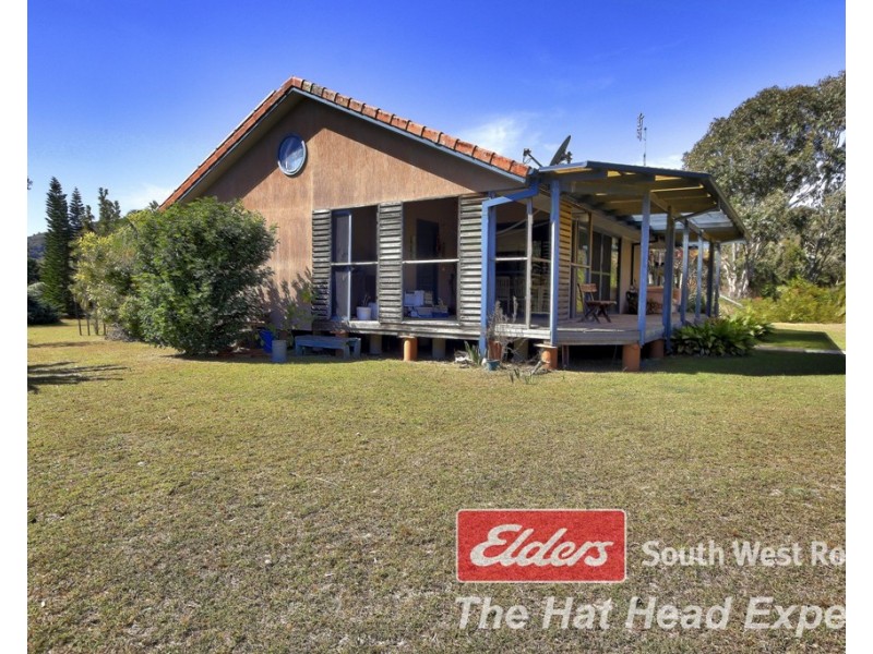 130 Gap Rd, Hat Head NSW 2440