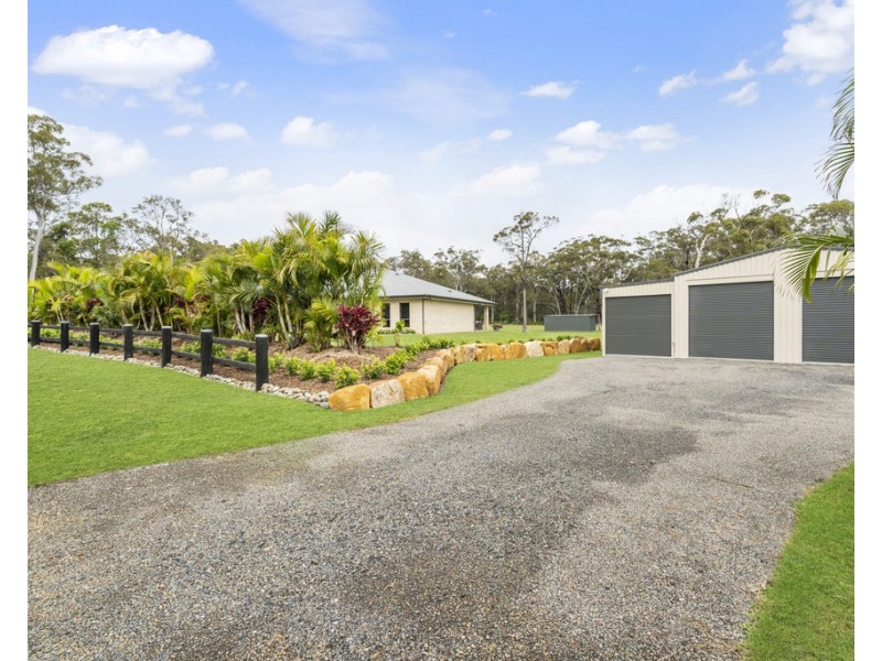 10 Carron Close, Arakoon NSW 2431