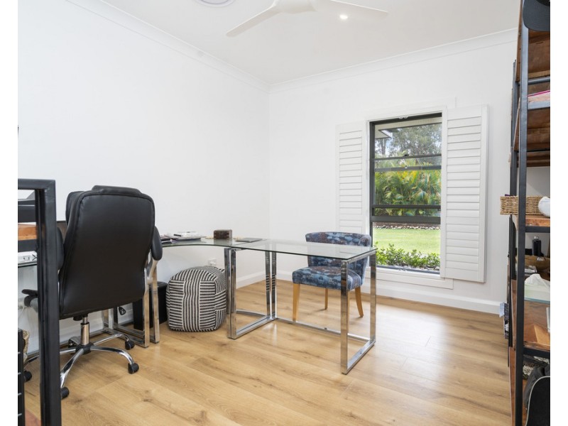 10 Carron Close, Arakoon NSW 2431