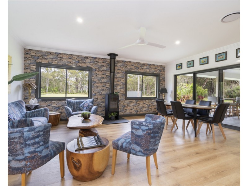 10 Carron Close, Arakoon NSW 2431