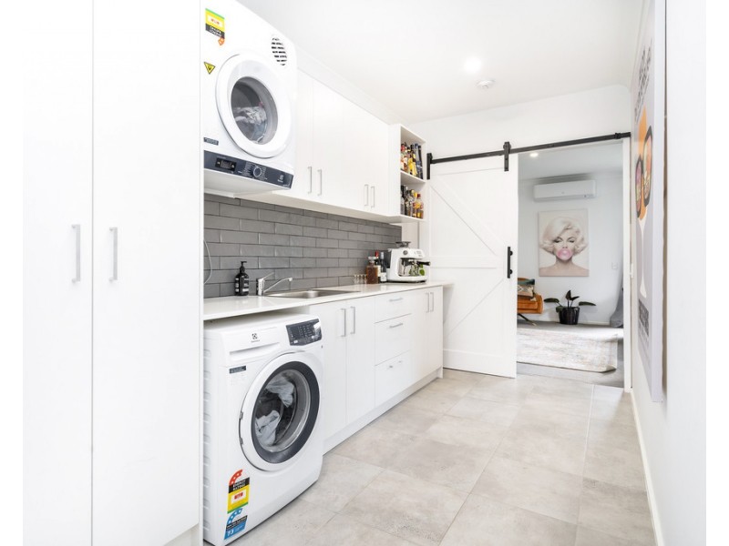 11 JOHN SHAW CLOSE, South West Rocks NSW 2431