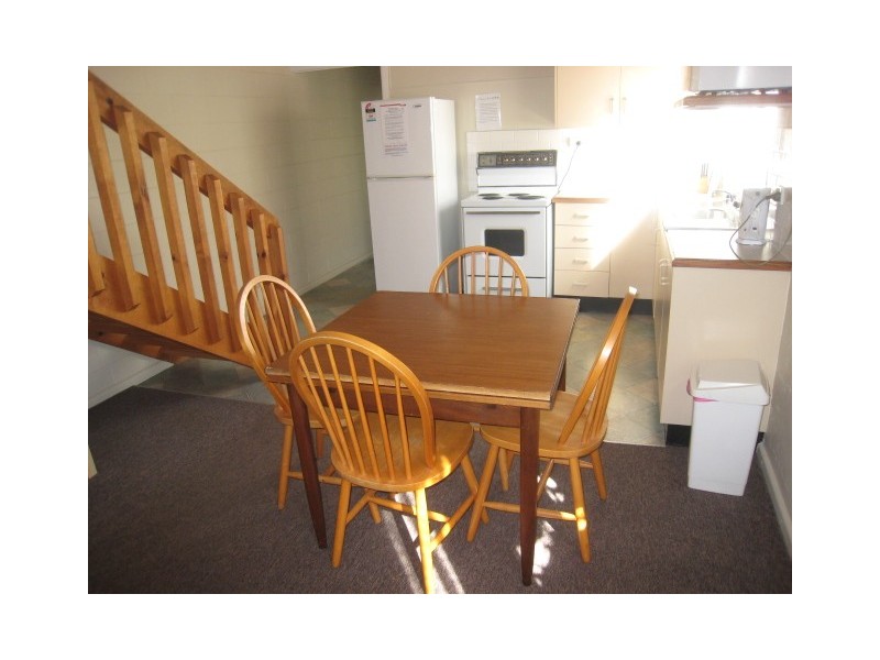 2/1 Creek St, Hat Head NSW 2440