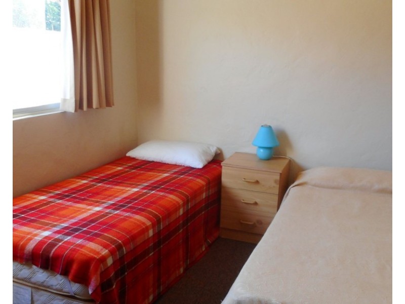 2/1 Creek St, Hat Head NSW 2440