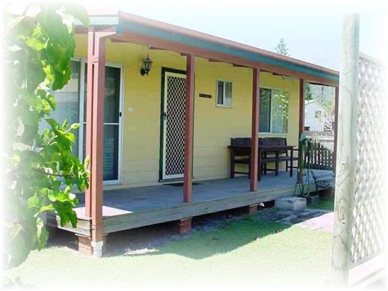 47 Straight St, Hat Head NSW 2440