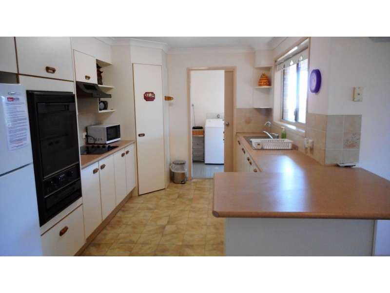 6 Dolphin Cres, South West Rocks NSW 2431