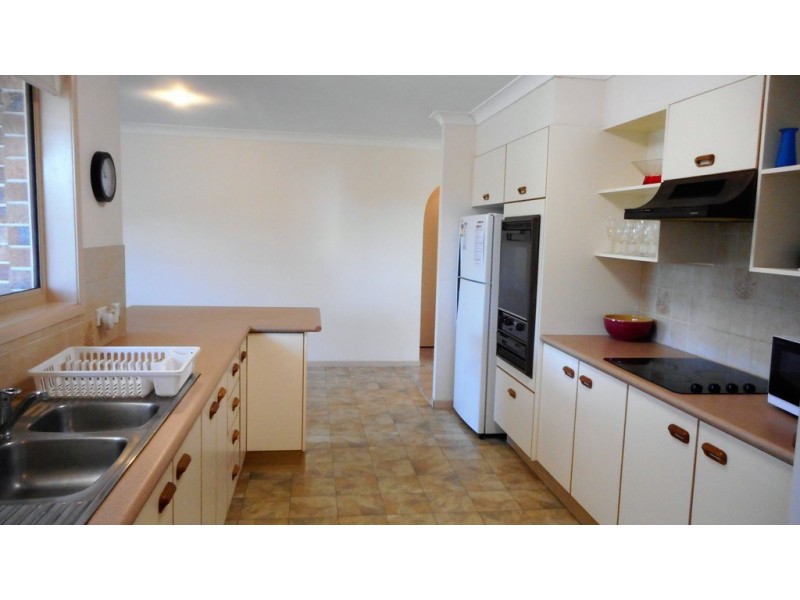6 Dolphin Cres, South West Rocks NSW 2431