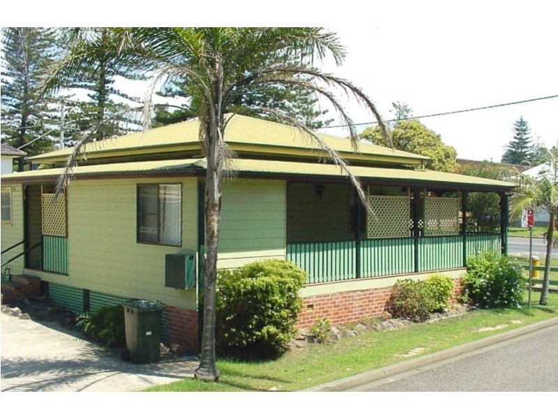 10 Memorial Ave, South West Rocks NSW 2431