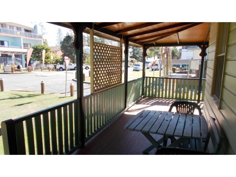 10 Memorial Ave, South West Rocks NSW 2431