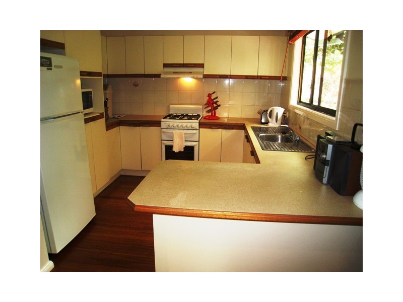 35 Russell St, Arakoon NSW 2431