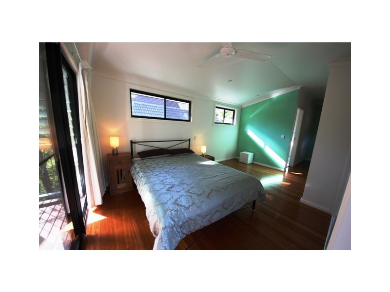 35 Russell St, Arakoon NSW 2431