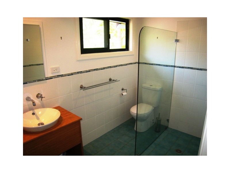 35 Russell St, Arakoon NSW 2431