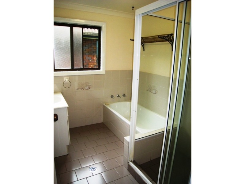 35 Russell St, Arakoon NSW 2431