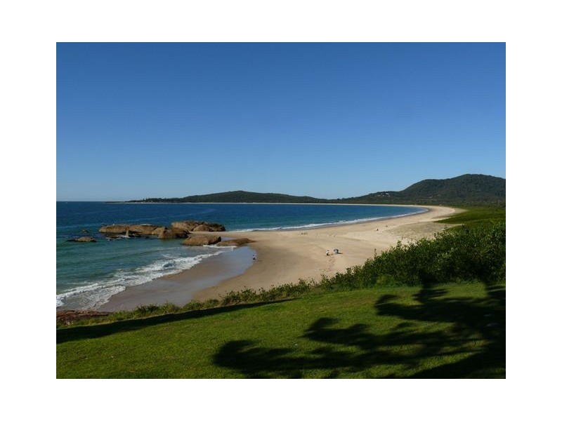 61-63 Cardwell St, Arakoon NSW 2431