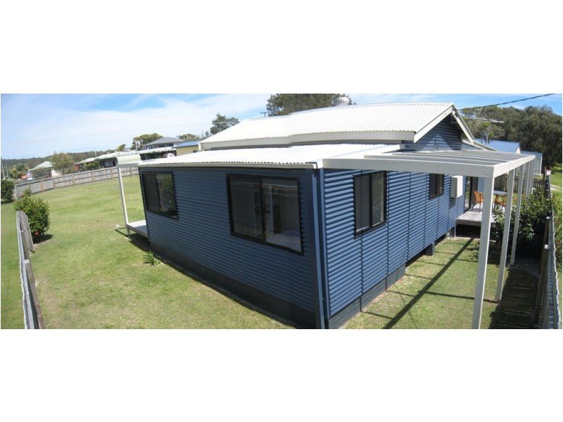 7 VINE ST, Hat Head NSW 2440