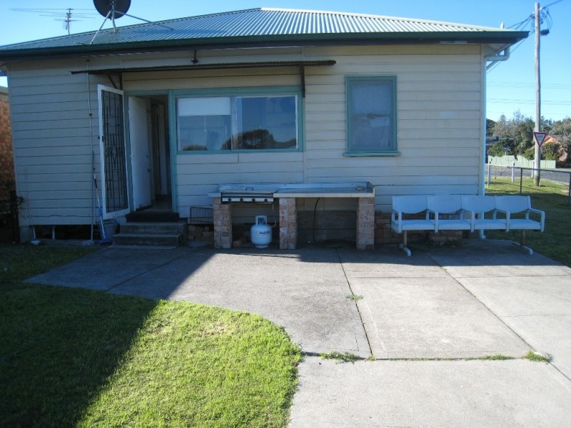 22 Straight St, Hat Head NSW 2440