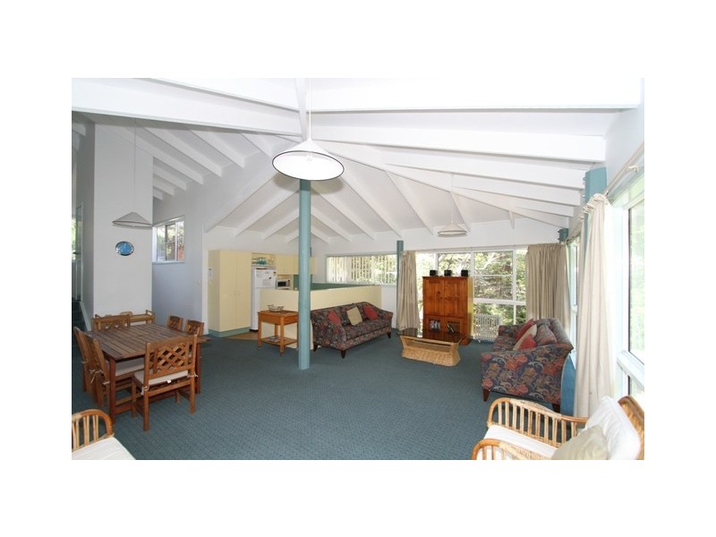 18 Cardwell St, Arakoon NSW 2431