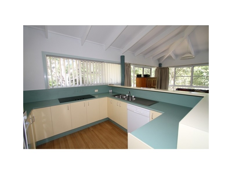 18 Cardwell St, Arakoon NSW 2431