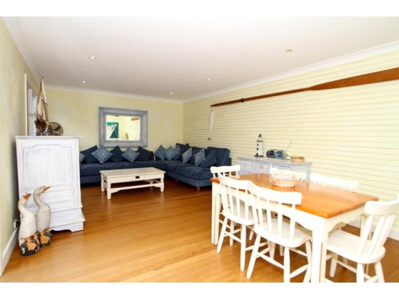 49 Cardwell St, Arakoon NSW 2431