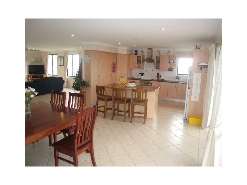 20 Salmon Circuit, South West Rocks NSW 2431