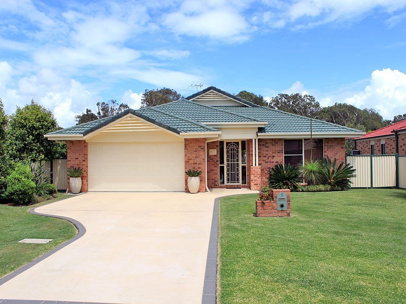 9 Marlin Cct, Hat Head NSW 2440