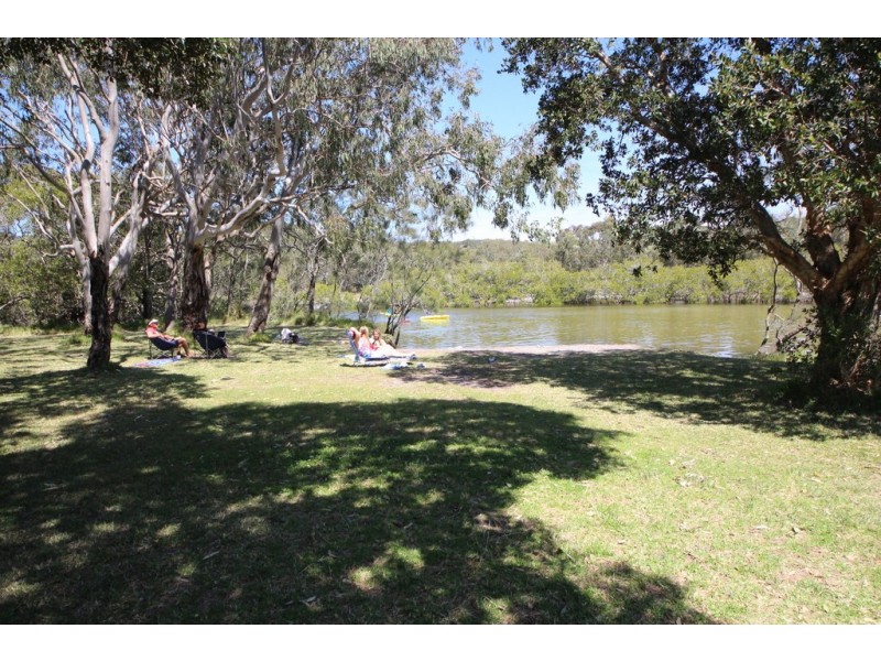 41 Creek St, Hat Head NSW 2440