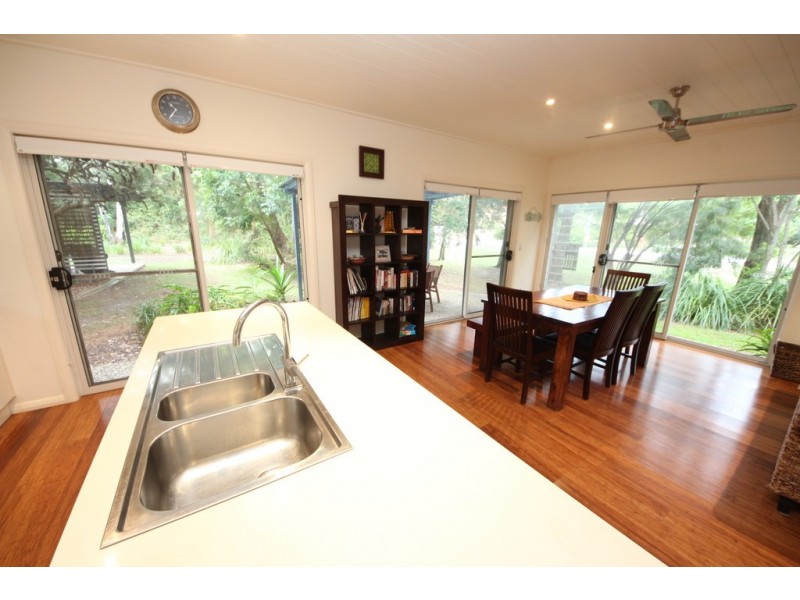 37-39 Cardwell St, South West Rocks NSW 2431