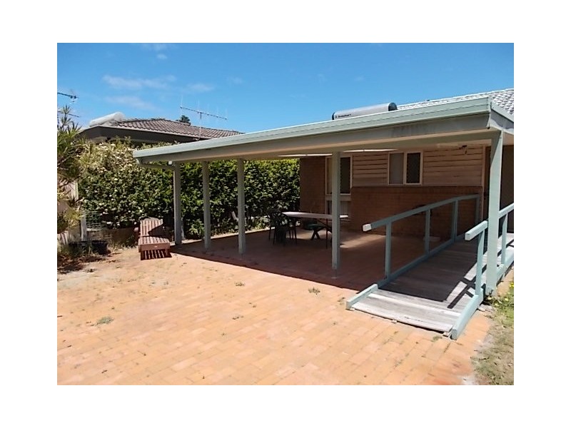 7 Creek St, Hat Head NSW 2440