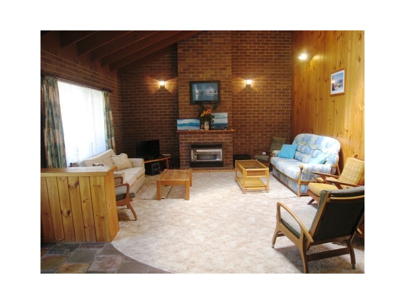 40 Bay St, Hat Head NSW 2440