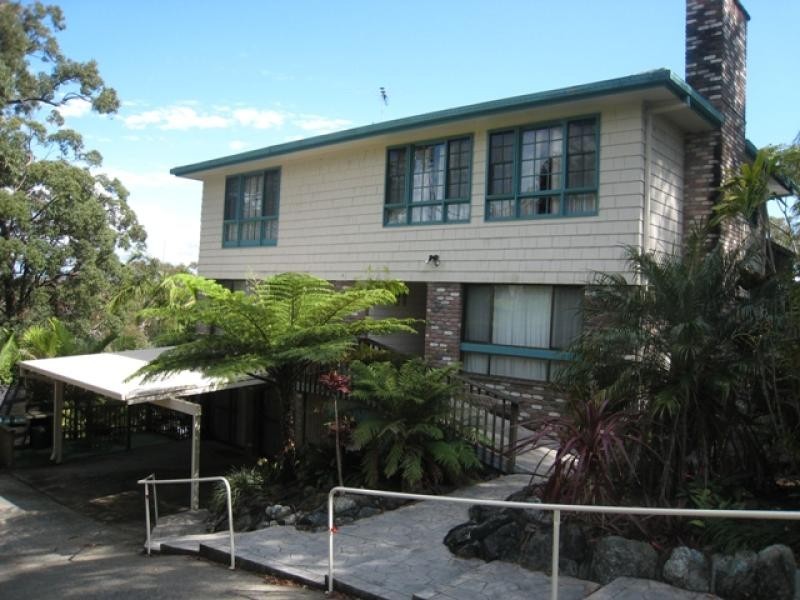 2 Martin St, Arakoon NSW 2431
