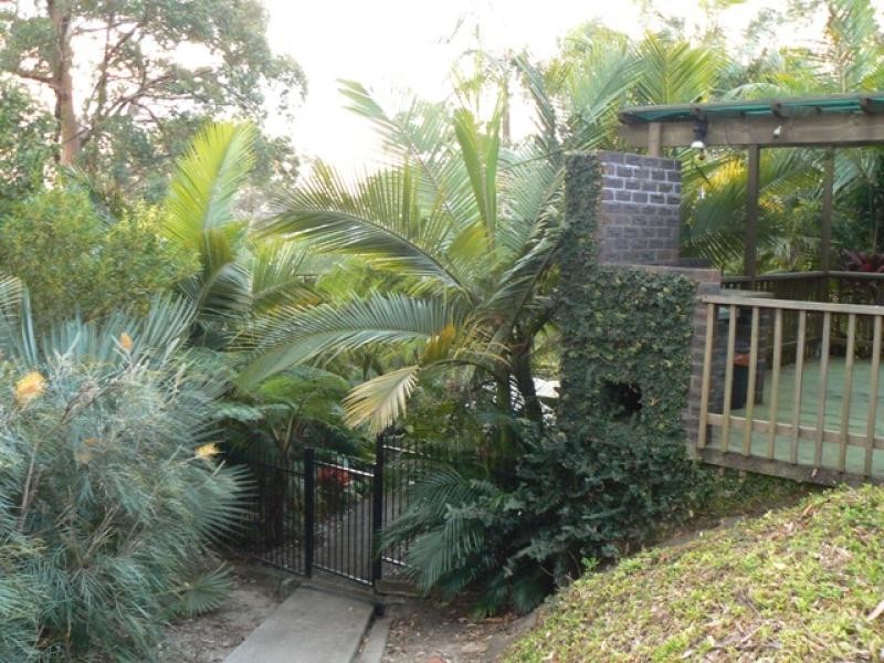 2 Martin St, Arakoon NSW 2431
