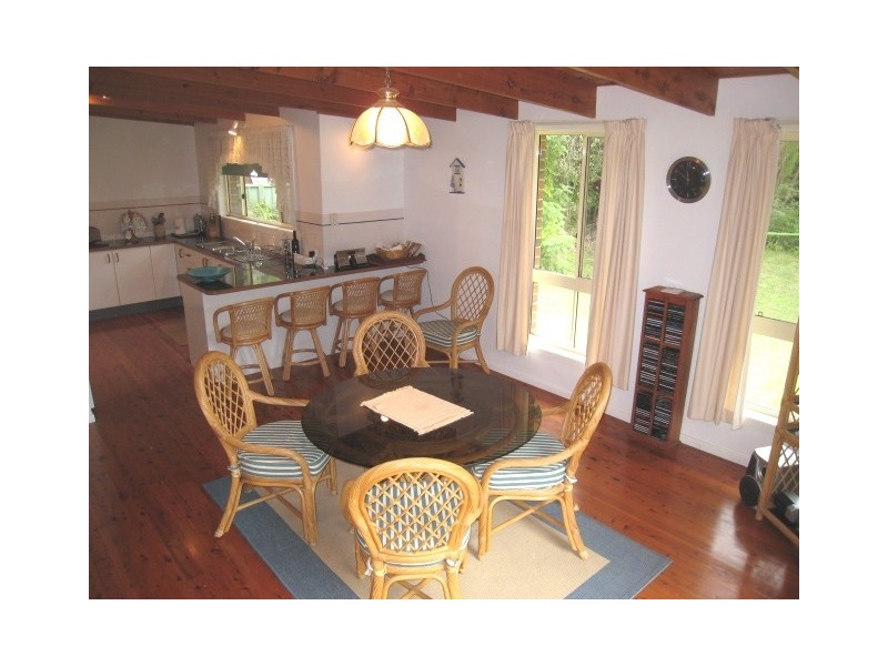 25 Russell St, Arakoon NSW 2431