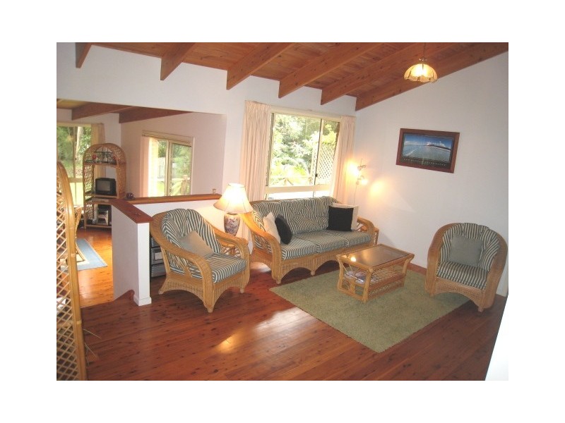25 Russell St, Arakoon NSW 2431