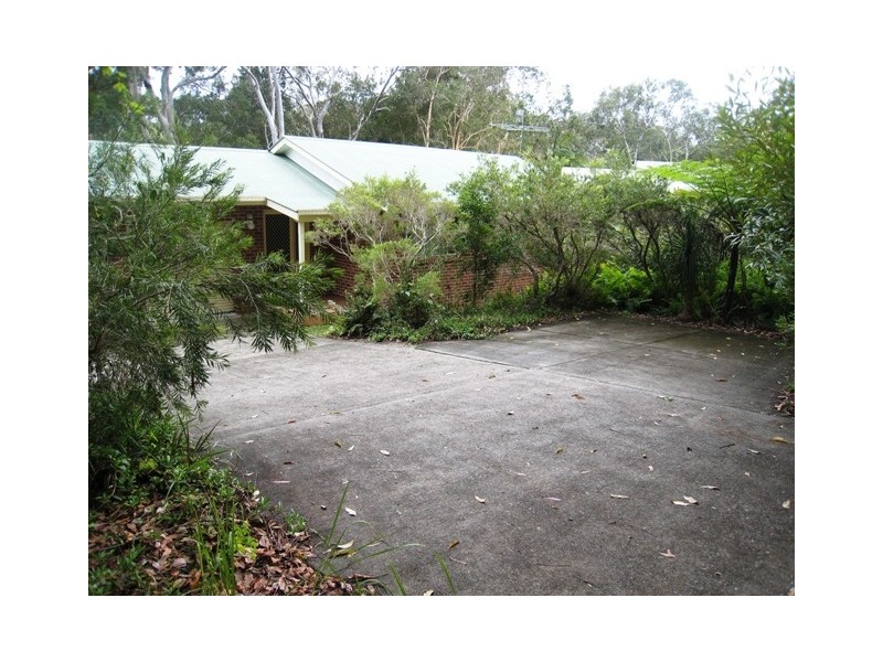 25 Russell St, Arakoon NSW 2431