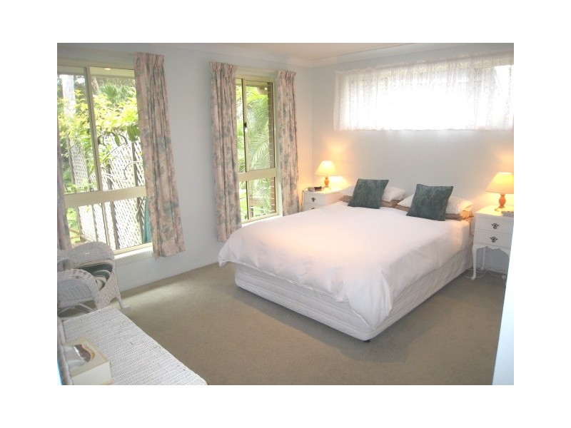 25 Russell St, Arakoon NSW 2431