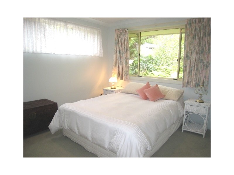 25 Russell St, Arakoon NSW 2431