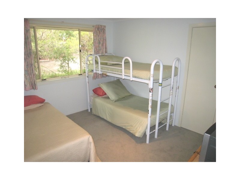 25 Russell St, Arakoon NSW 2431