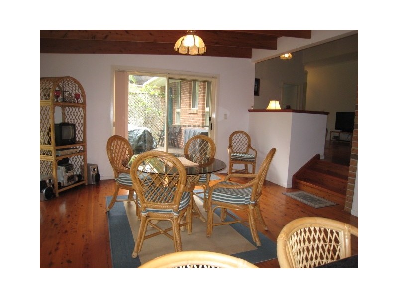 25 Russell St, Arakoon NSW 2431