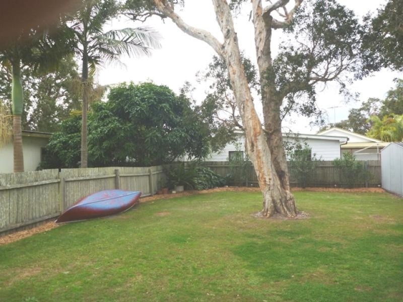5 Ward St, Hat Head NSW 2440
