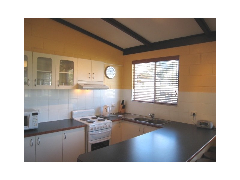 6 75-77 Straight Street, Hat Head NSW 2440