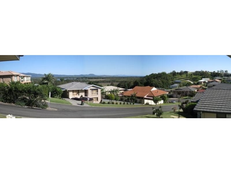 4 Salmon Circuit, South West Rocks NSW 2431