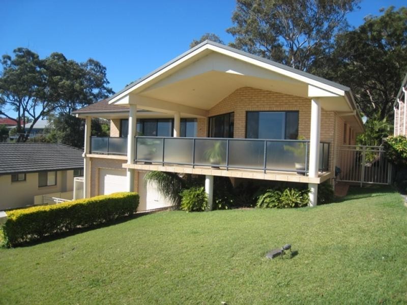 4 Salmon Circuit, South West Rocks NSW 2431