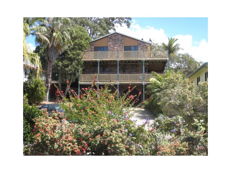1 Kevin Hogan Pl, South West Rocks NSW 2431