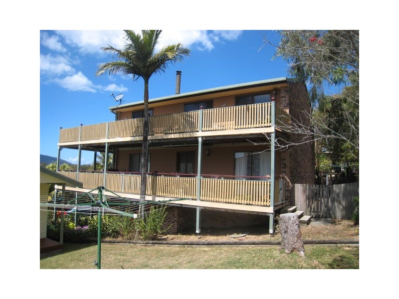 1 Kevin Hogan Pl, South West Rocks NSW 2431