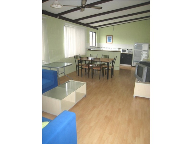 Unit 3/24 Hutcheson St, Hat Head NSW 2440