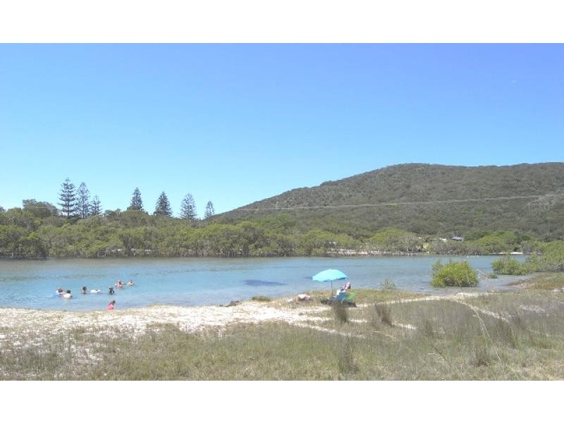 2 BREAM CLOSE, Hat Head NSW 2440