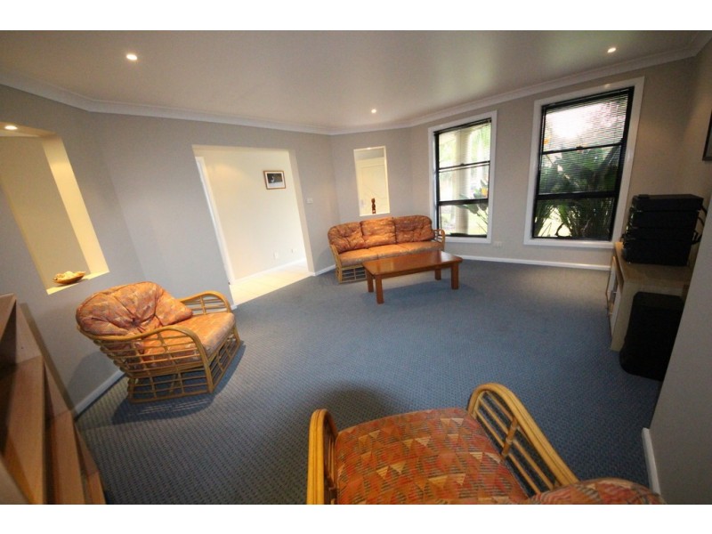 10 Schnapper Cl, Hat Head NSW 2440