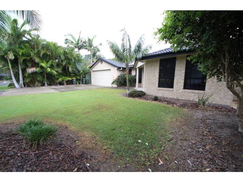 10 Schnapper Cl, Hat Head NSW 2440