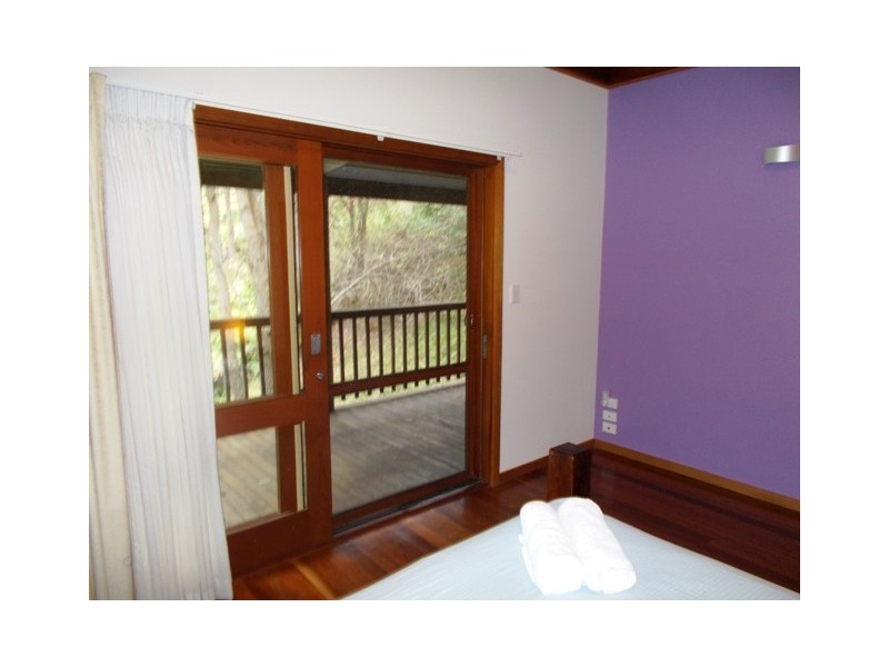 35 FERN TREE CLOSE, Arakoon NSW 2431