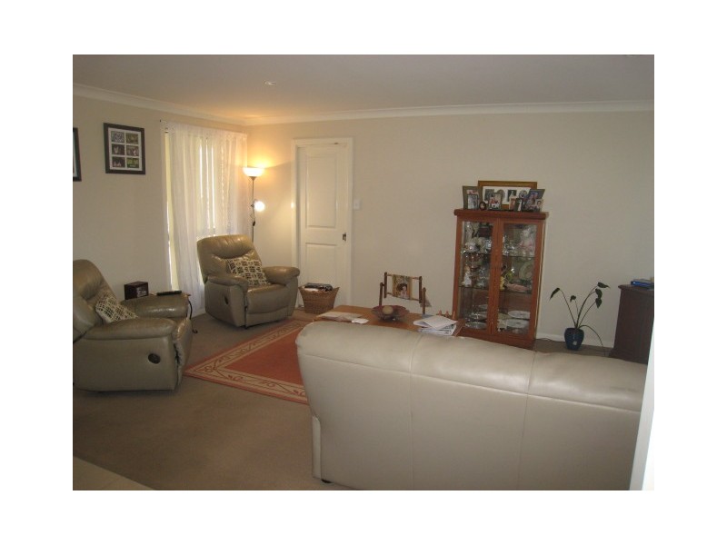 24 Steve Eagleton Dr, South West Rocks NSW 2431