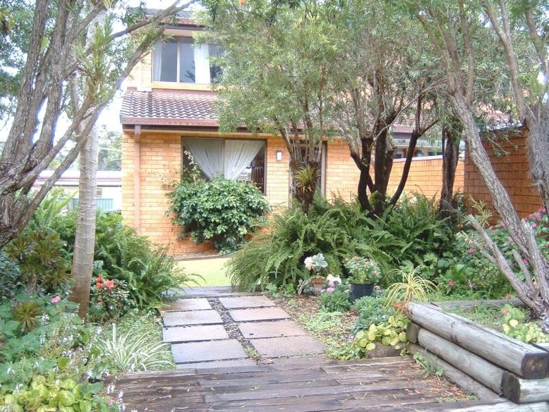 2/1 FLINDERS STREET, South West Rocks NSW 2431